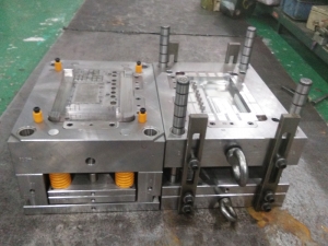 示波器外殼加工模具制造8802-C2深圳塑膠模具廠